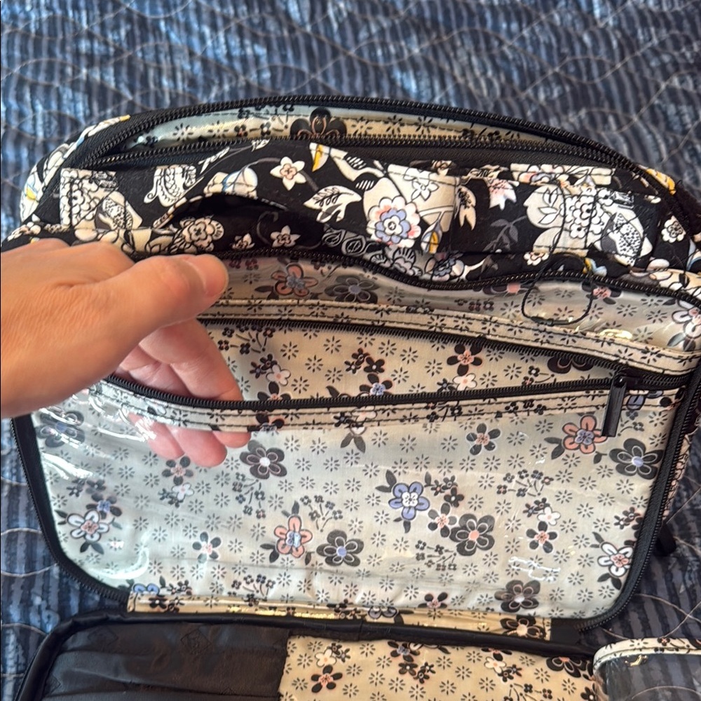 Floral Black and White/ Pastel Makeup Case - Holland Garden - Picture 7 of 12